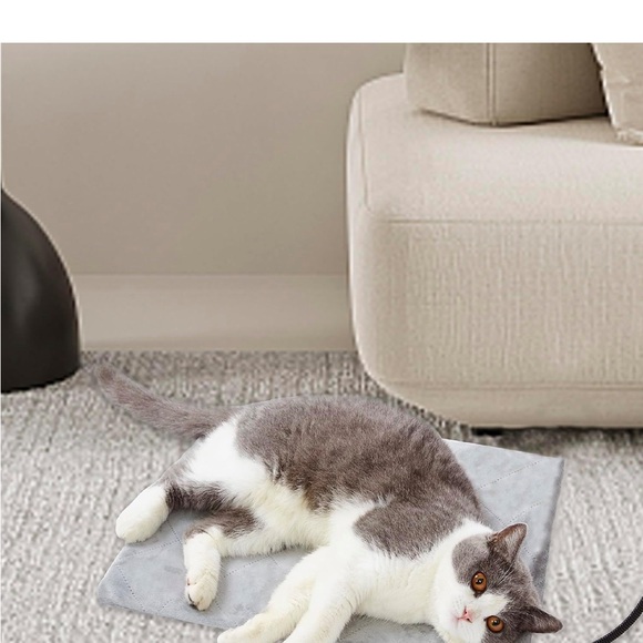 Pet Heating Pad 17.5 x 14 in small size (open to offers) - Picture 8 of 8